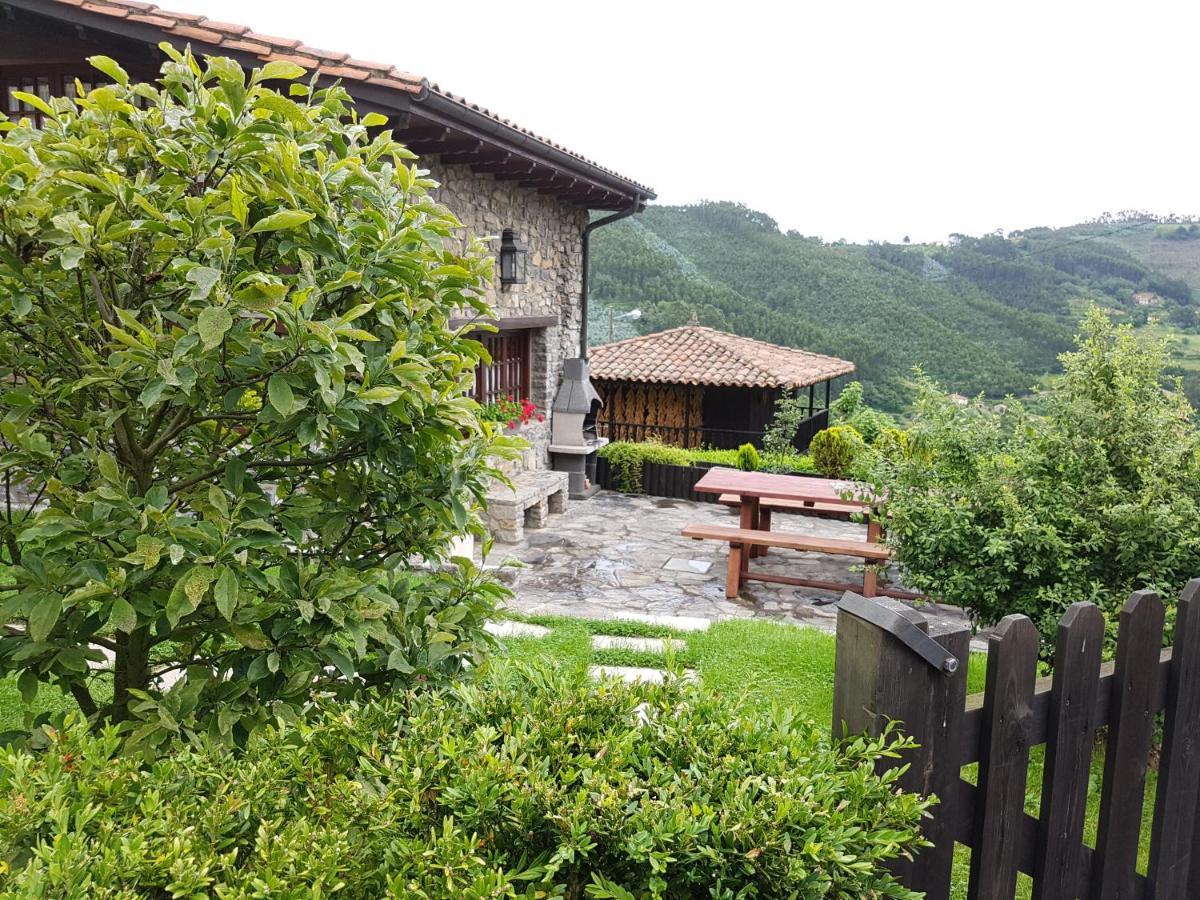 Casas Rurales El Llugaron Miravalles Luaran gambar