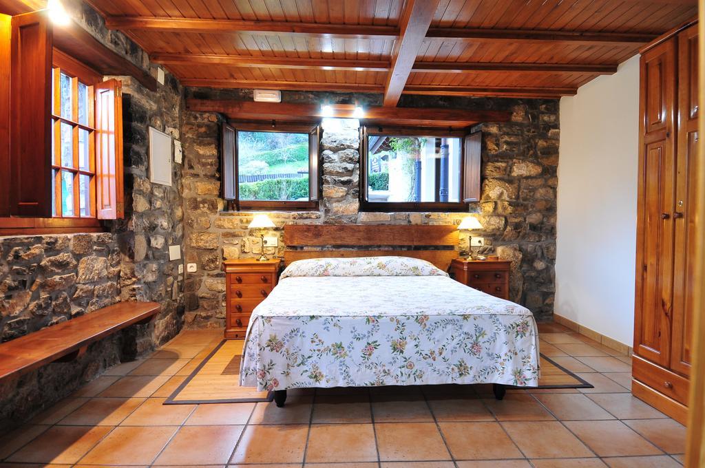 Casas Rurales El Llugaron Miravalles Luaran gambar